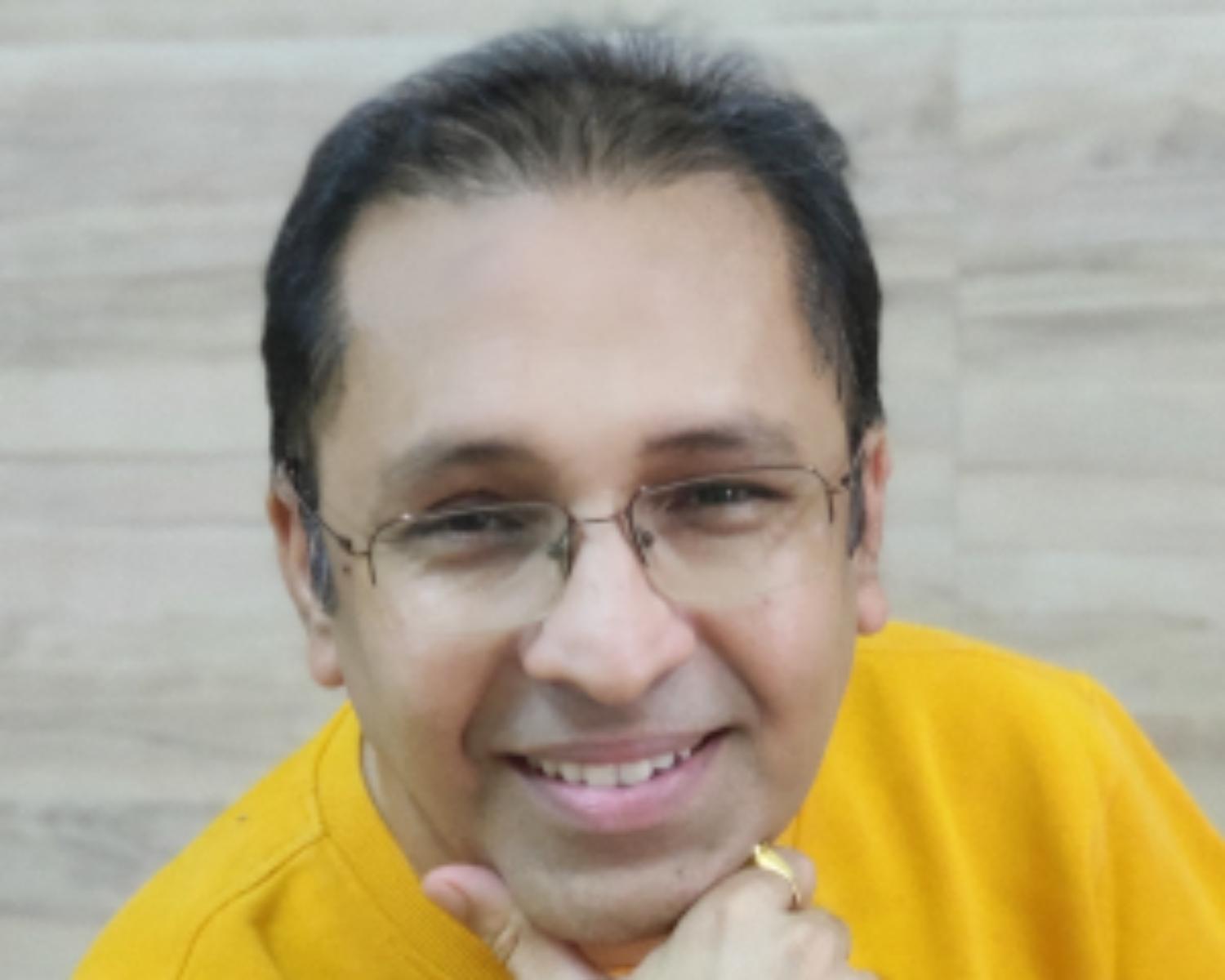 DR. SUMIT GOEL