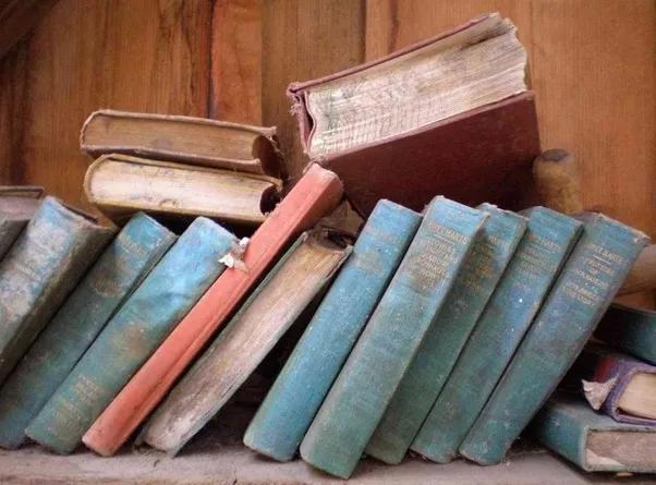 Why Less-Known Books Are Worth Reading